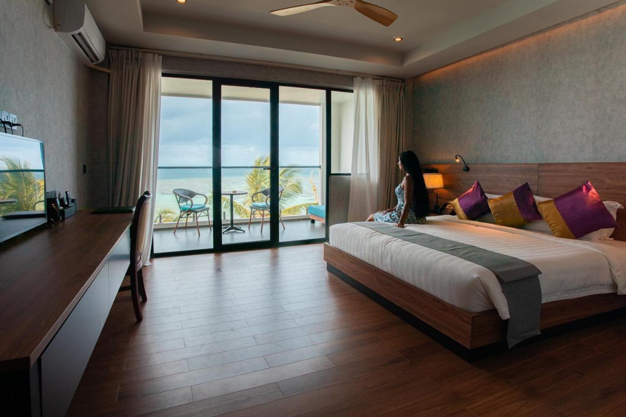 Plumeria Maldives Thinadhoo  Exterior foto