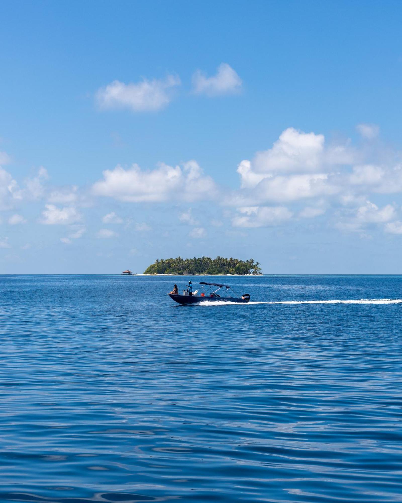 Plumeria Maldives Thinadhoo  Exterior foto