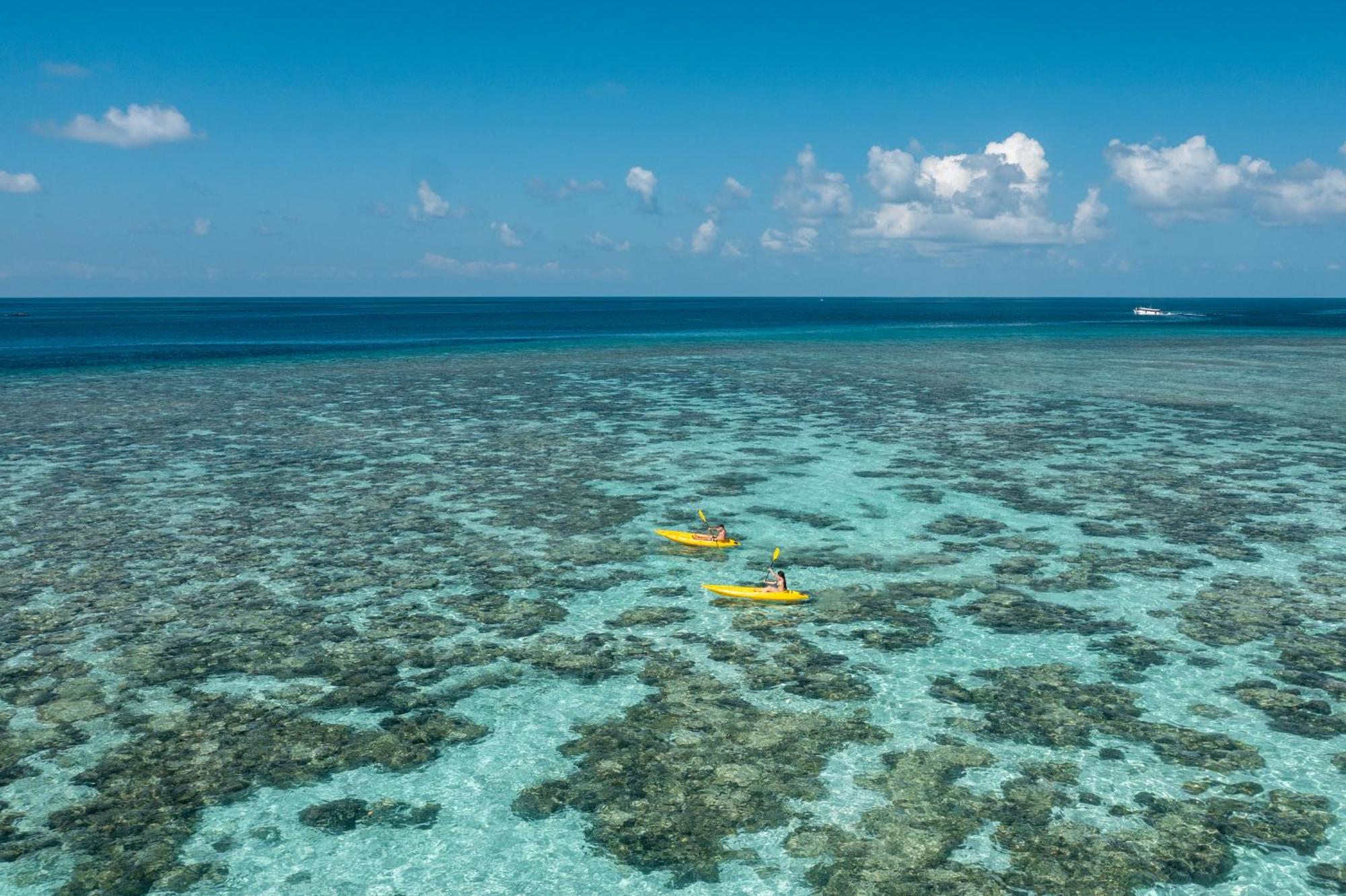 Plumeria Maldives Thinadhoo  Exterior foto