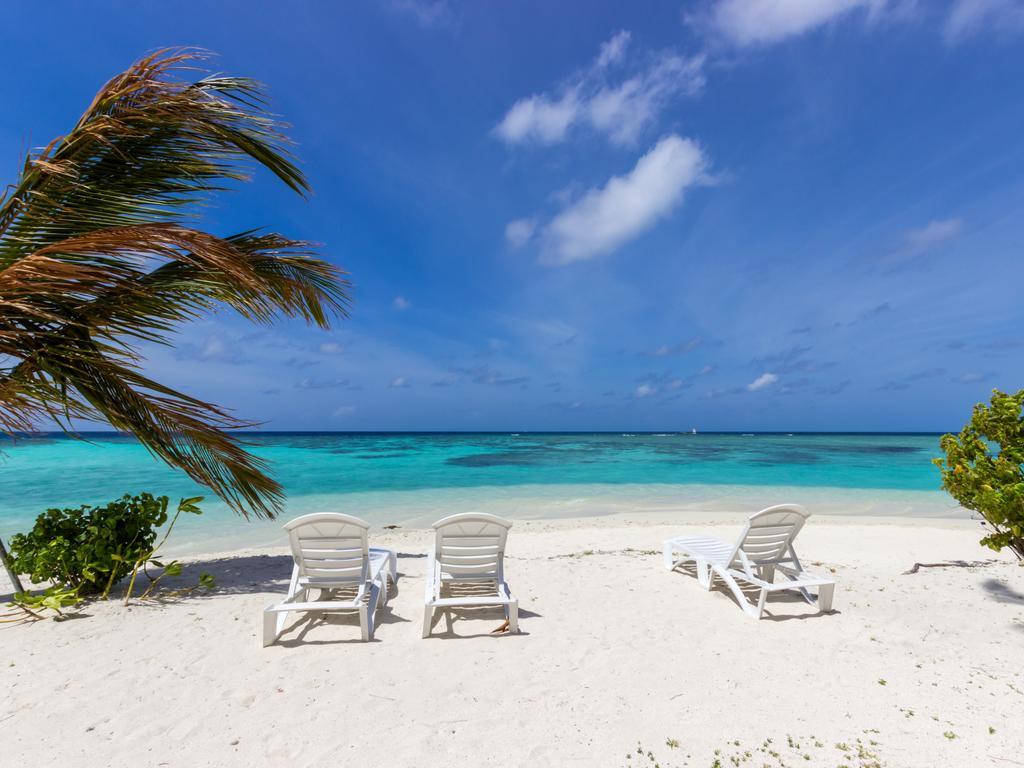 Plumeria Maldives Thinadhoo  Exterior foto